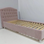 Односпальная интерьерная кровать Виктория в Алуште